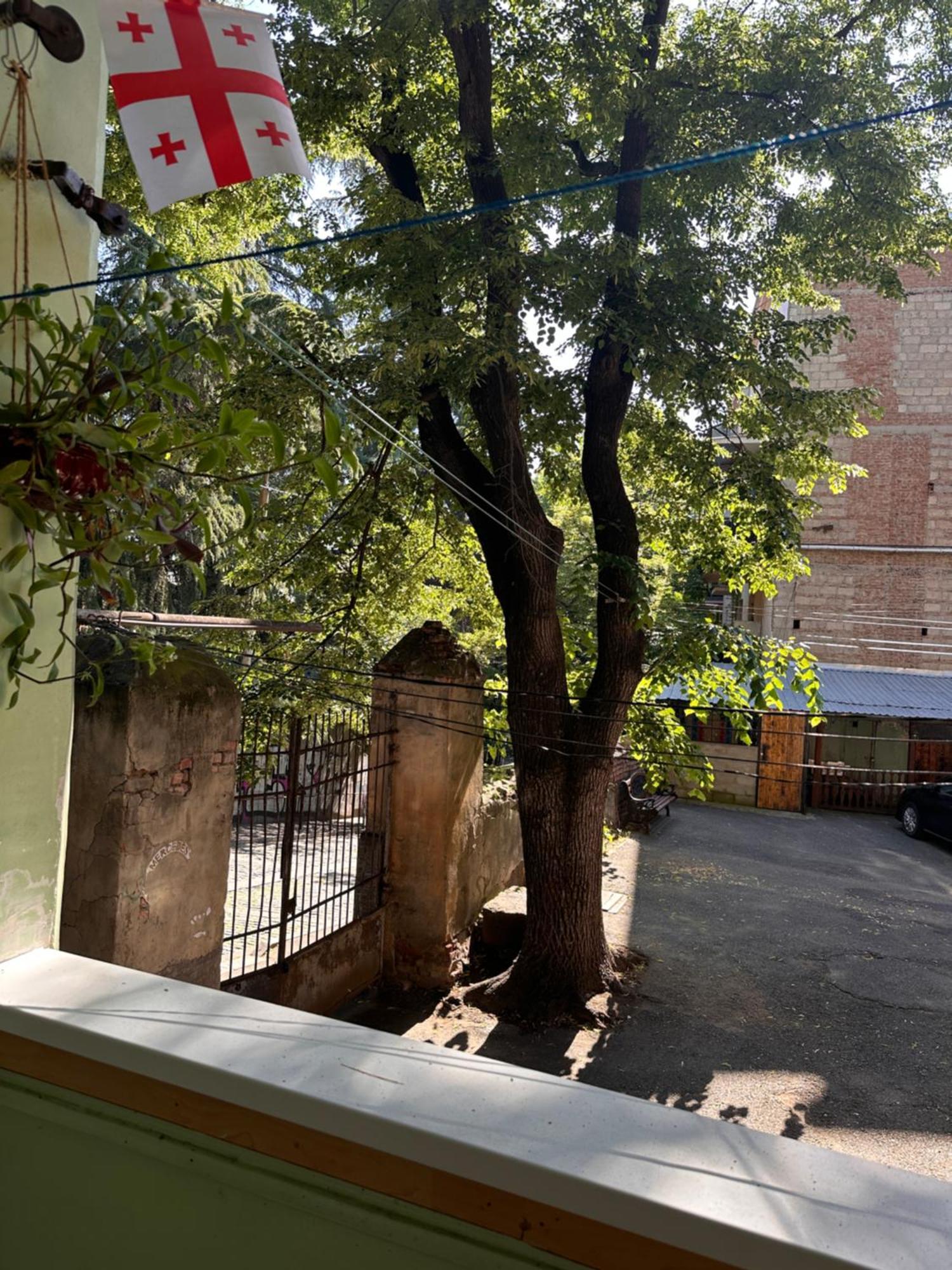 Authentic Old Tbilisi Apartment Luaran gambar
